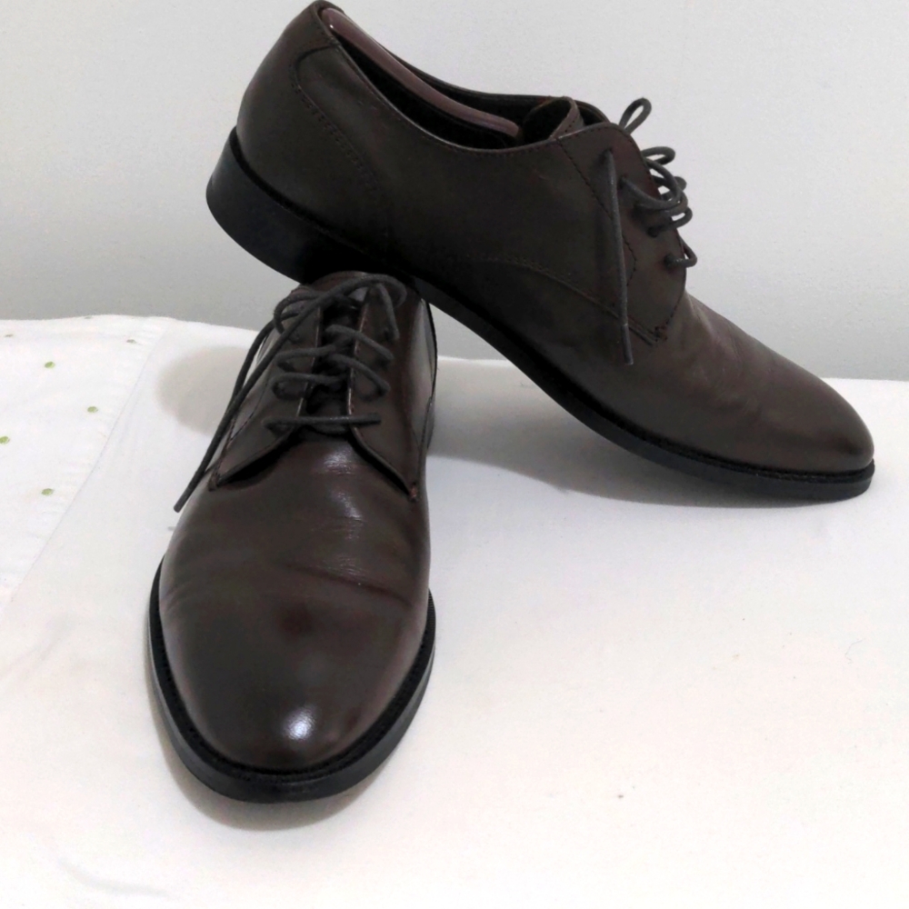 Banana Republic Derby Shoes